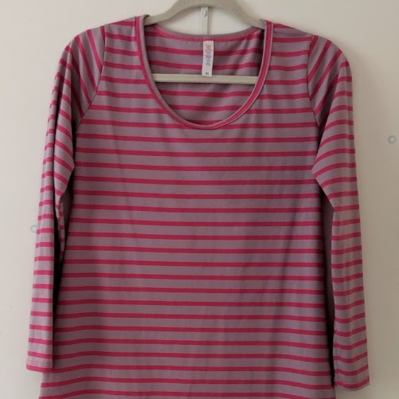 LulaRoe Long Sleeve Lynnae Shirt - Picture 1 of 1